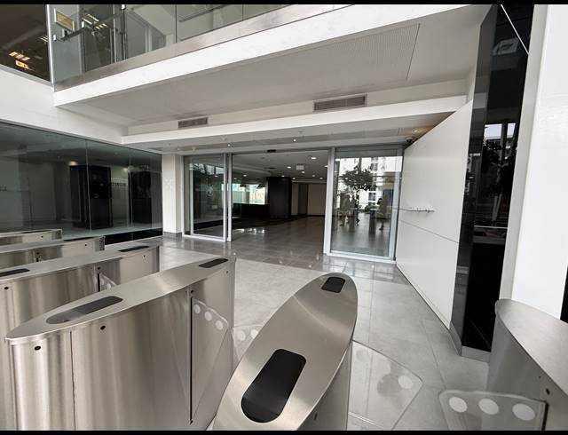 6,729M² OFFICE TO LET IN SANDTON CENTRAL